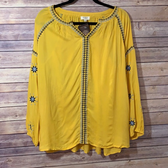 Umgee Yellow Embroidered Long Sleeve Medium